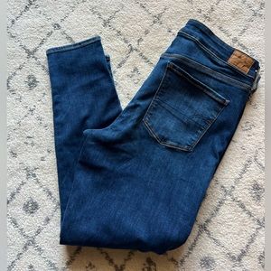 - American Eagle Skinny Jeans - Ne(x)t Level Stretch